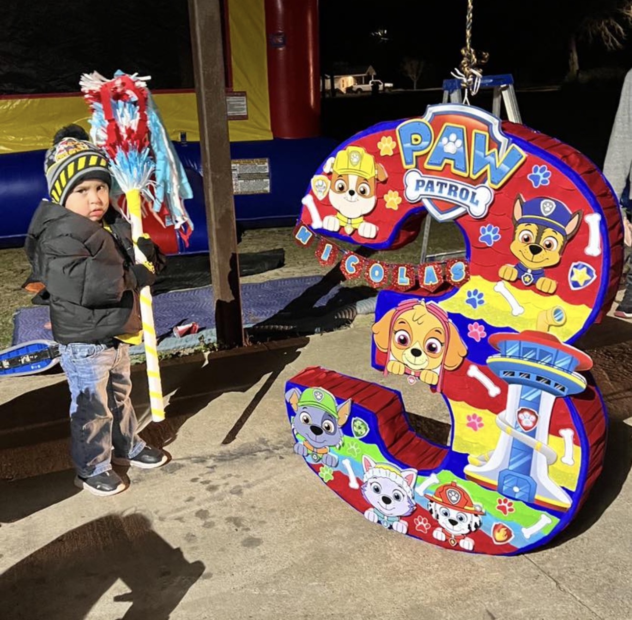 Paw Patrol piñata